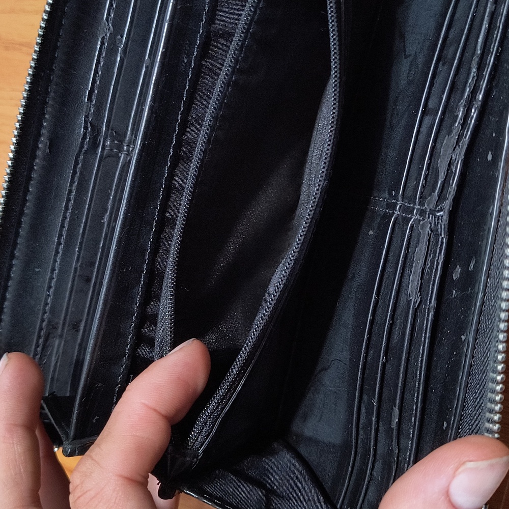 Authentic Coach wallet - Picture 8 of 8